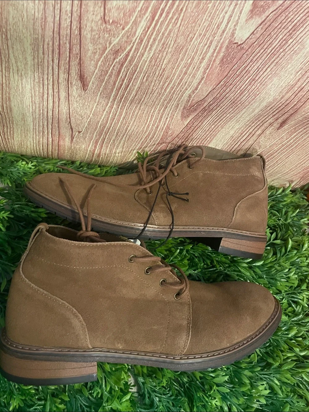 Goodfellow & Co Men's Brantley Genuine Leather Chukka Boots